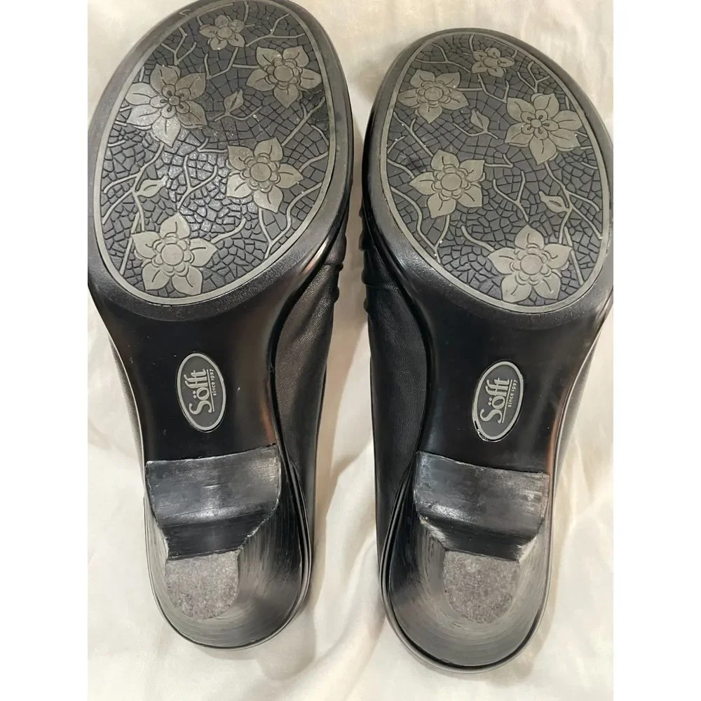 Women's Sofft Black Mules Clogs Black Leather Paisley Design 9.5- SO‎ CUTE - Picture 6 of 7